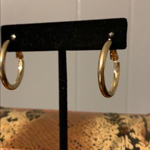 Nice Gold earrings
